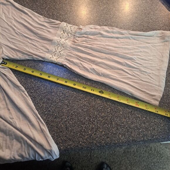 New Directions Weekend Boho Peasant Flowy Crochet Bell Sleeved Oatmeal Top XL - Picture 14 of 16